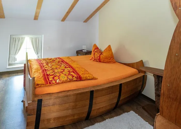 Obsttraeume Schlafen Im Weinfass Kolonie (Spree-Neisse)