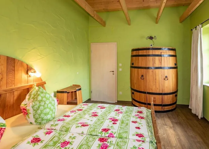 Obsttraeume Schlafen Im Weinfass شقة *