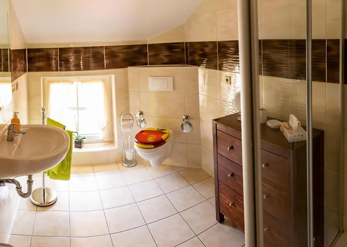 Obsttraeume Schlafen Im Weinfass * Kolonie (Spree-Neisse)