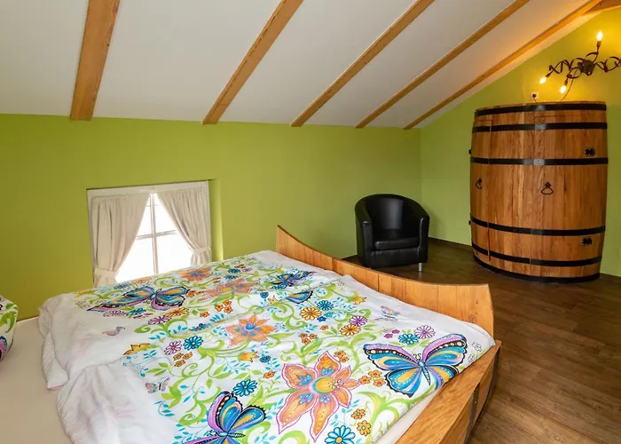 شقة Obsttraeume Schlafen Im Weinfass